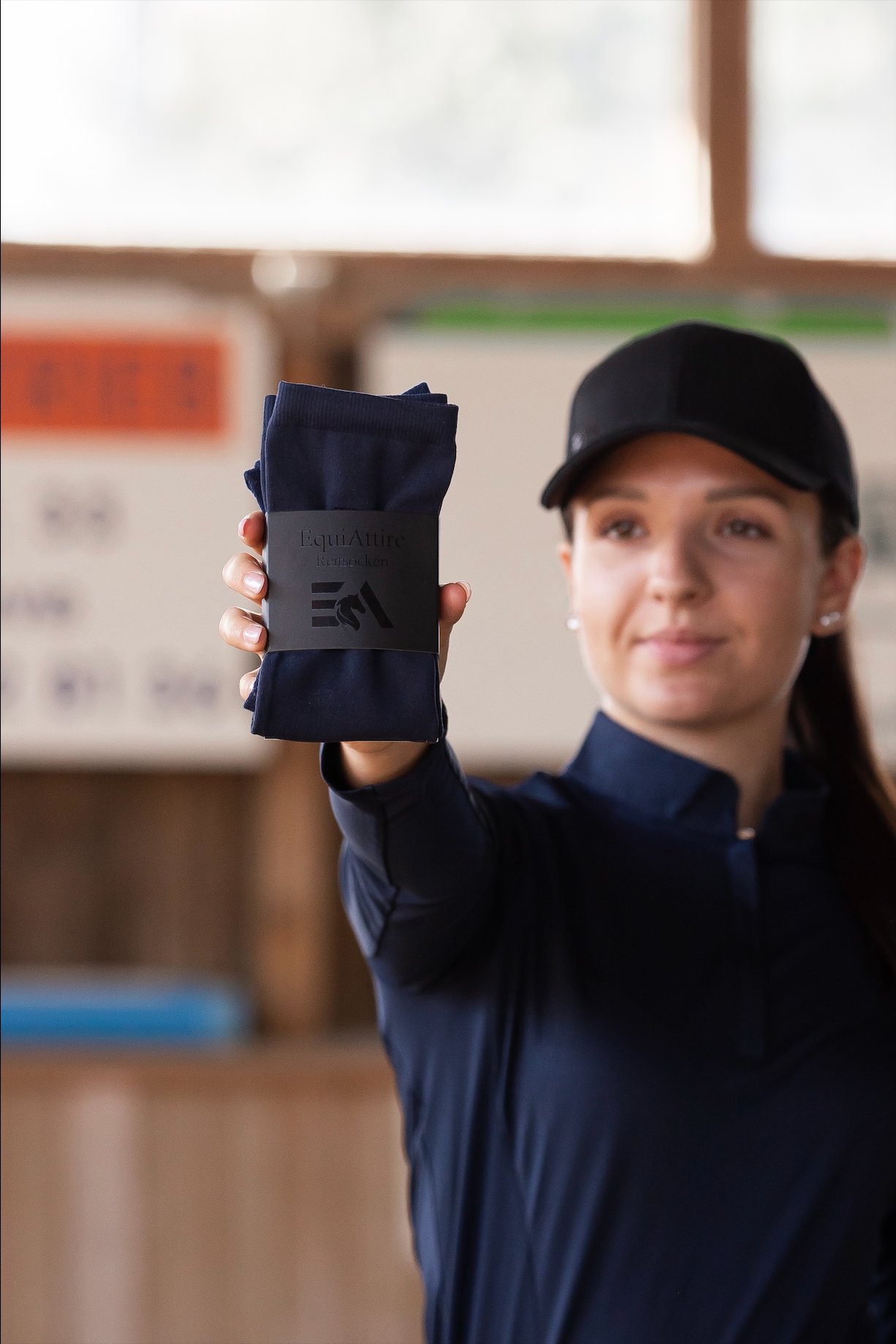 EquiAttire Reitsocken - navy (black edition)